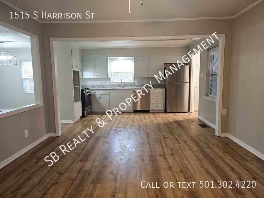 1515 S Harrison St - Photo 5 of 25