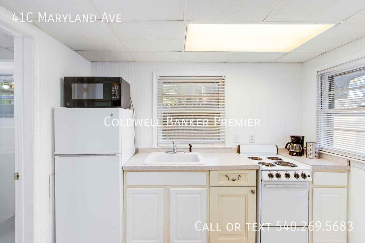 41 Maryland Ave Apt C - Photo 5 of 9