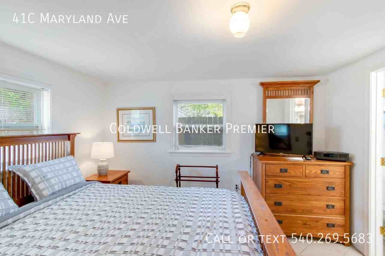 41 Maryland Ave Apt C - Photo 7 of 9