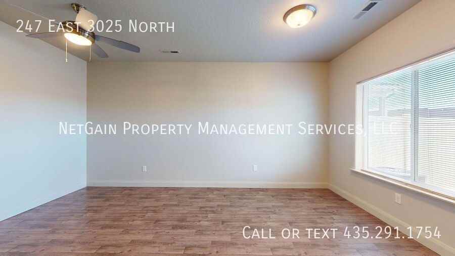 247 E 3025 N - Photo 7 of 16