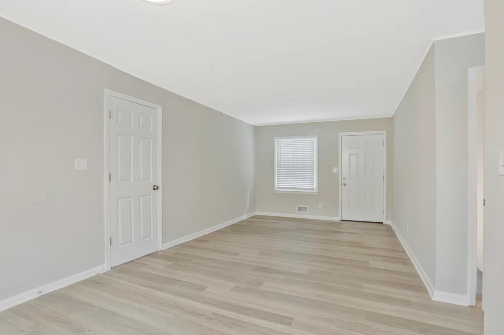 2061 Cloverdale Dr Se #NA - Photo 6 of 18