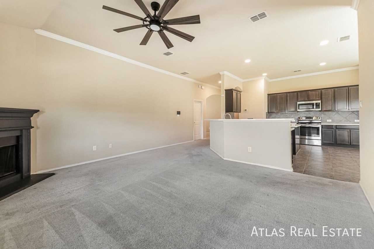 724 Cheyenne Dr - Photo 6 of 20