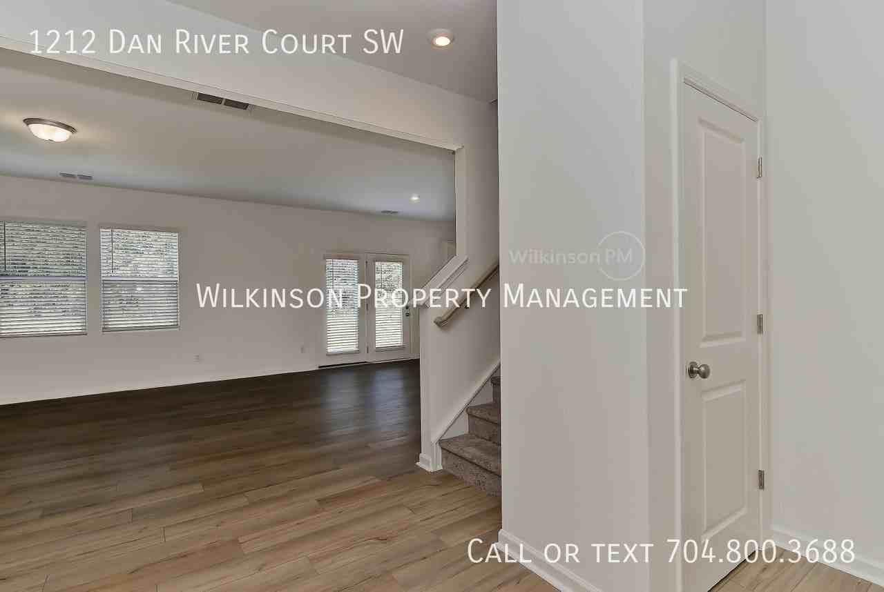 1212 Dan River Ct Sw - Photo 5 of 37