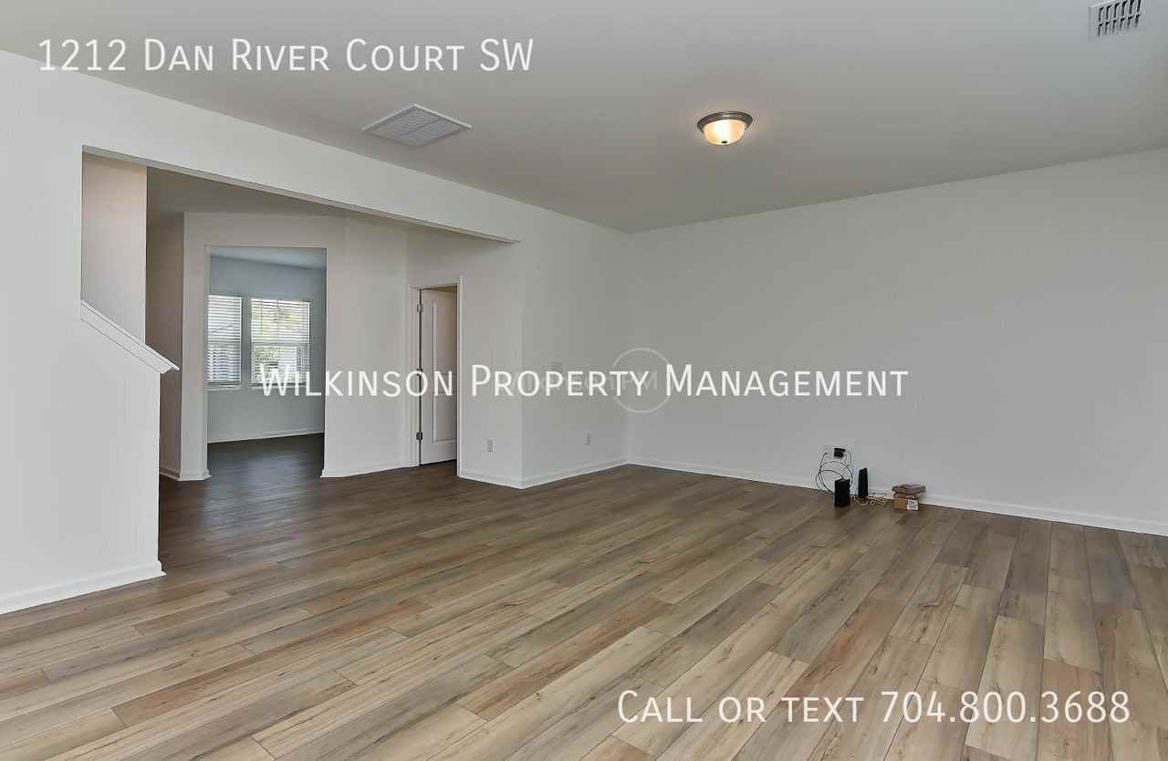 1212 Dan River Ct Sw - Photo 6 of 37