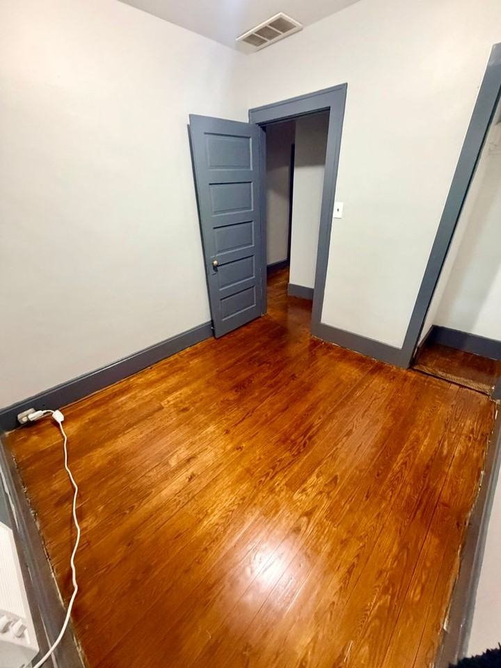 108 Blue Grass Avenue - 108 Blue Grass Avenue #1-2 - Photo 6 of 11