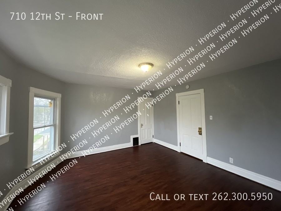 710 12th St - Photo 6 of 16