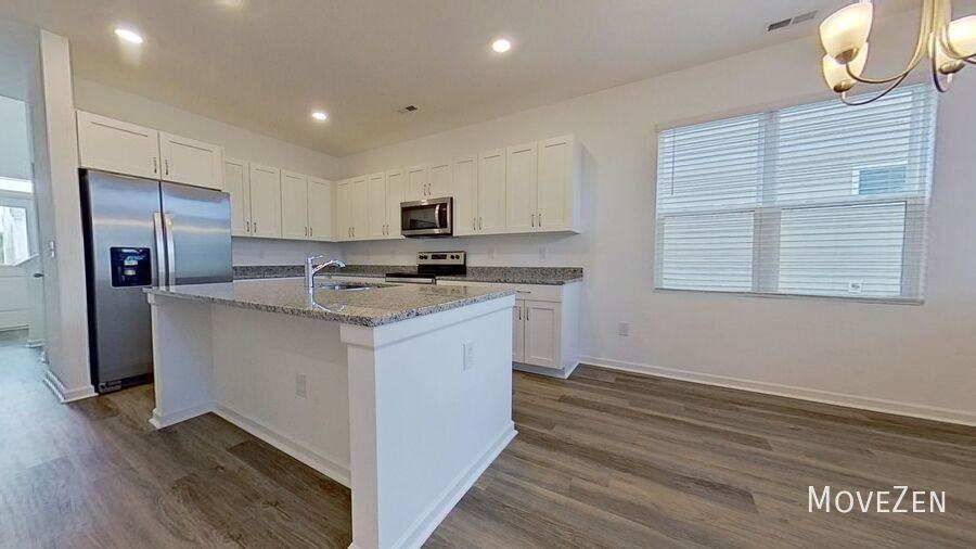 1641 King St - Photo 4 of 28