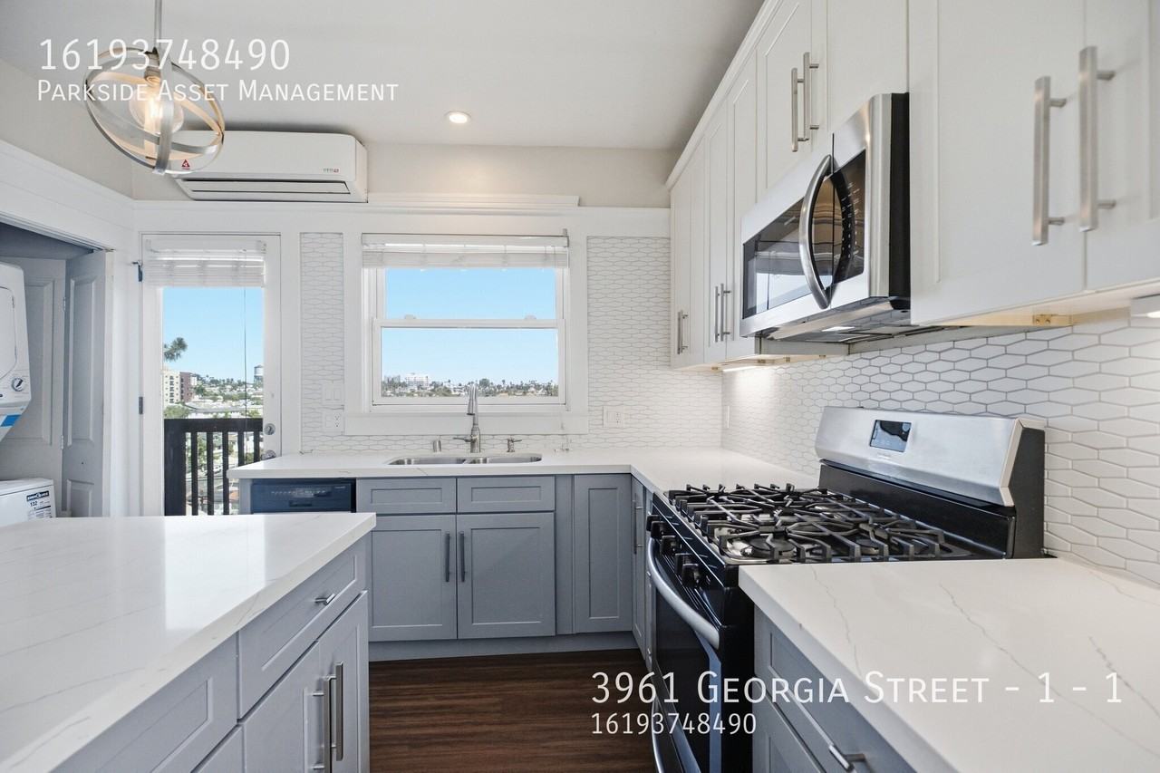 3961 Georgia St #1 - Photo 4 of 14