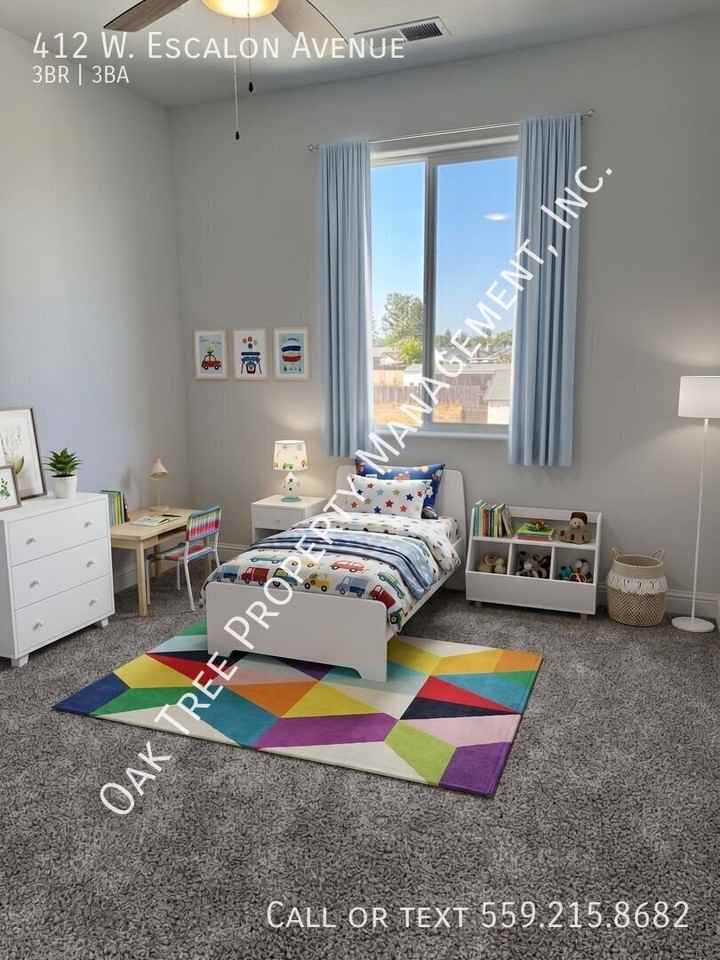 412 W Escalon Ave - Photo 6 of 26