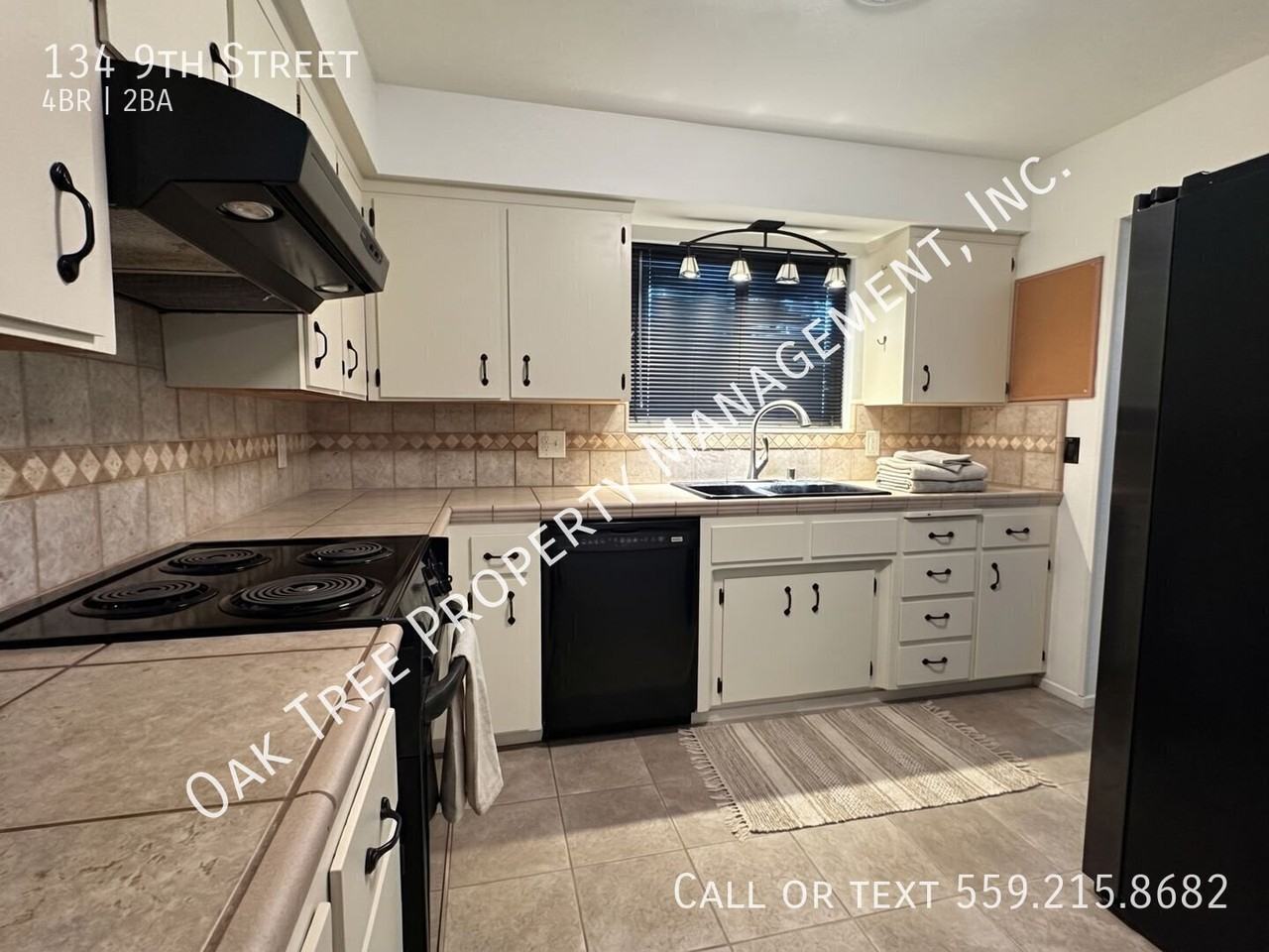 134 9th St - Photo 4 of 27