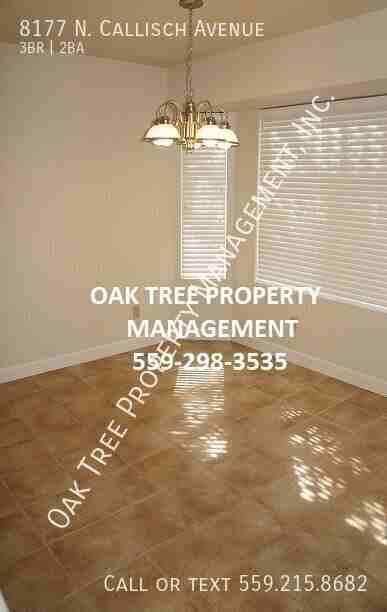 8177 N Callisch Ave - Photo 3 of 18