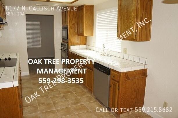 8177 N Callisch Ave - Photo 4 of 18