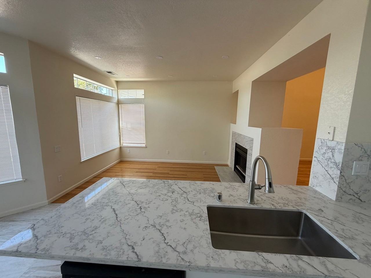356 Scotts Vly - Photo 7 of 24