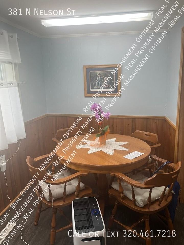 381 N Nelson St - Photo 7 of 20