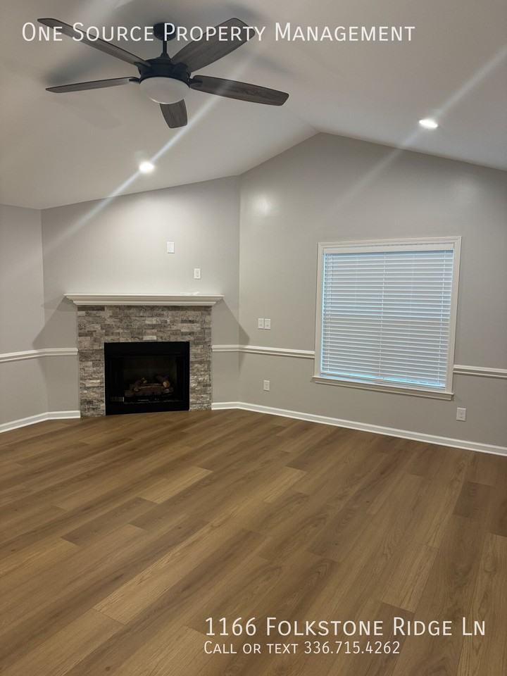 1166 Folkstone Ridge Ln - Photo 3 of 26