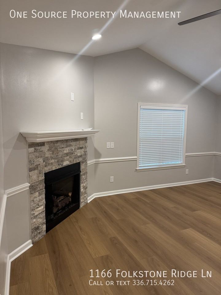 1166 Folkstone Ridge Ln - Photo 5 of 26