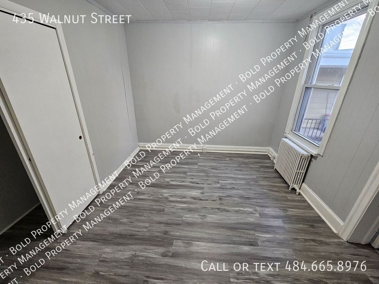 435 Walnut St - Photo 6 of 16