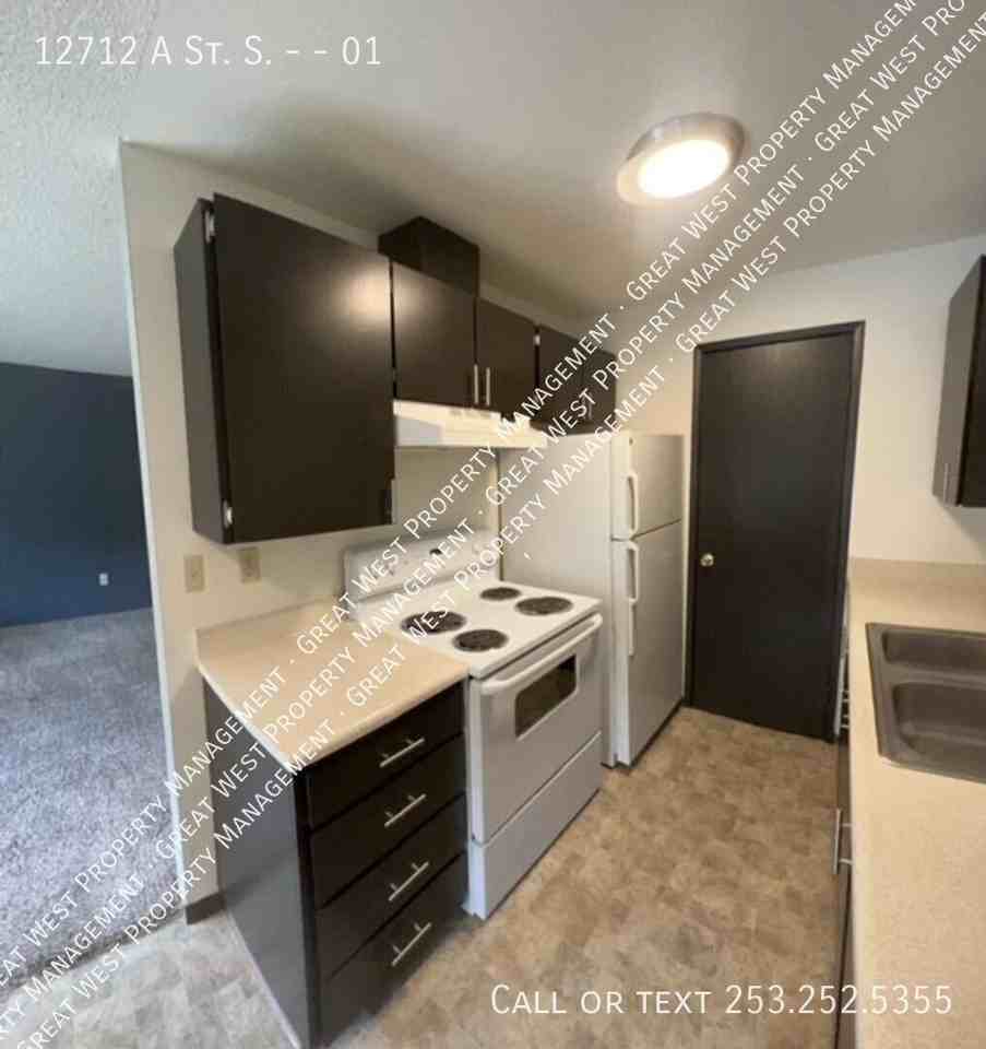 12712 A St S #01 - Photo 2 of 46
