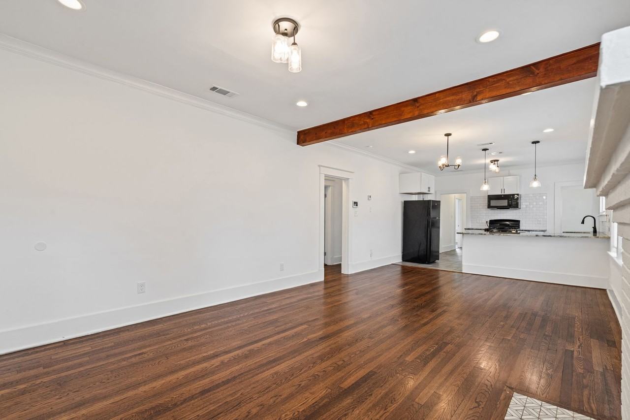 930 N Evergreen St - Photo 6 of 26