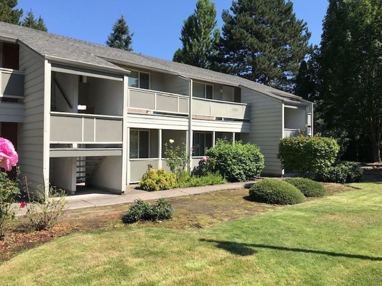 Madrona Apartments, LLC - Photo 2 of 28