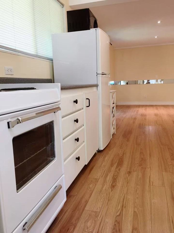 2307 Oneida Drive - Photo 5 of 8
