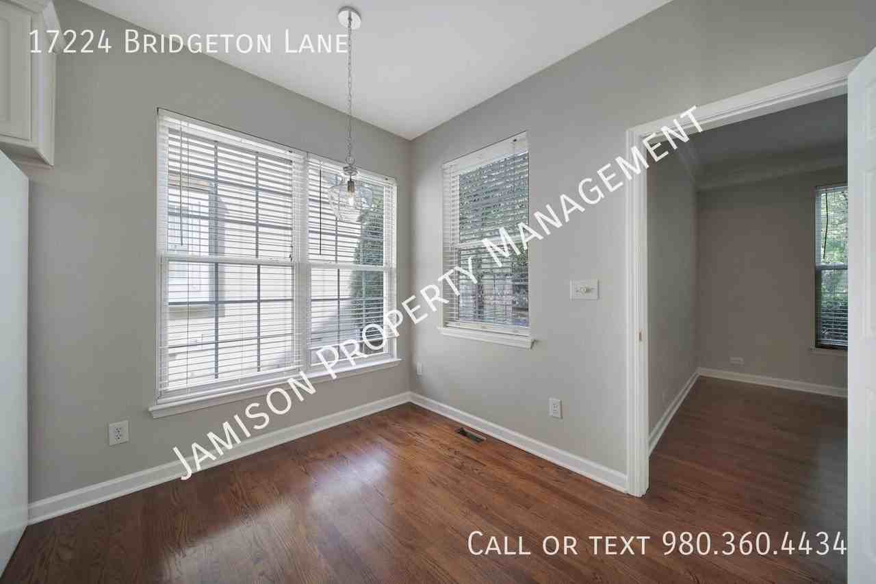 17224 Bridgeton Ln - Photo 6 of 32