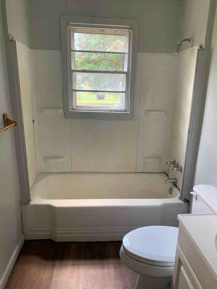 312 Kelly St - Photo 7 of 8