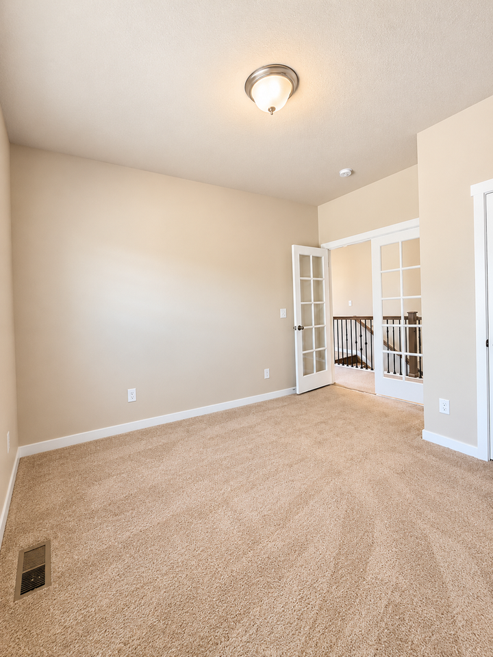 1630 Little Overlook St - Photo 6 of 28
