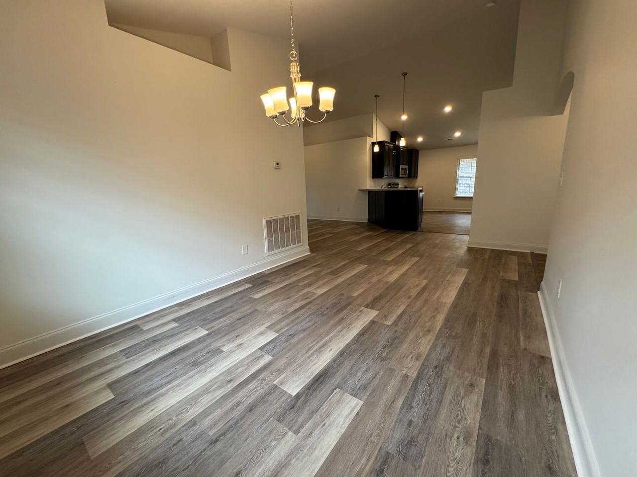 110 Tybee Dr - Photo 5 of 22