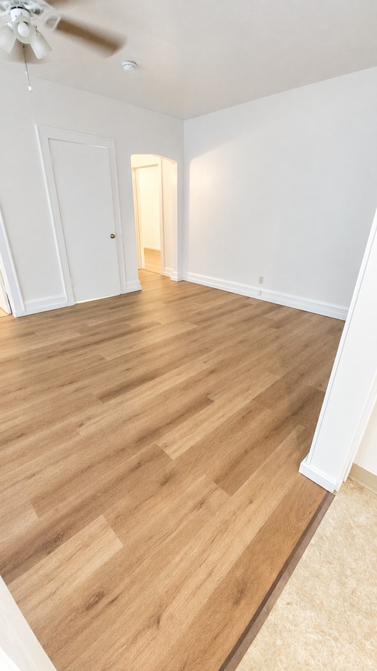 Uptown Apartments - Photo 4 of 12