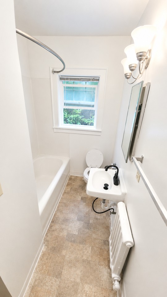 Uptown Apartments - Photo 5 of 12