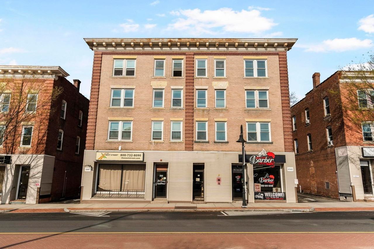 411 N Main St - Photo 3 of 10