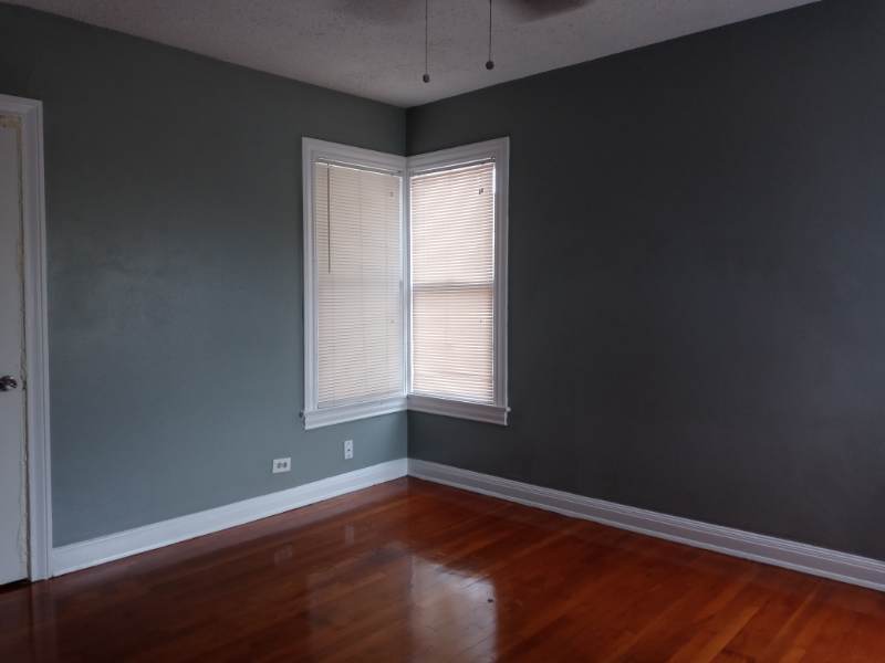 2227 W Woodlawn Ave - Photo 7 of 14