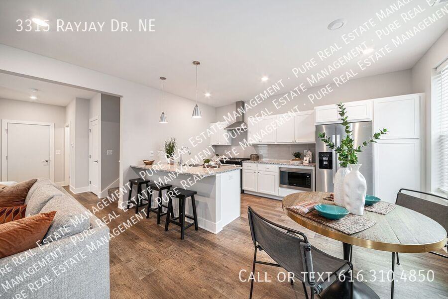 3315 Rayjay Dr Ne - Photo 2 of 20