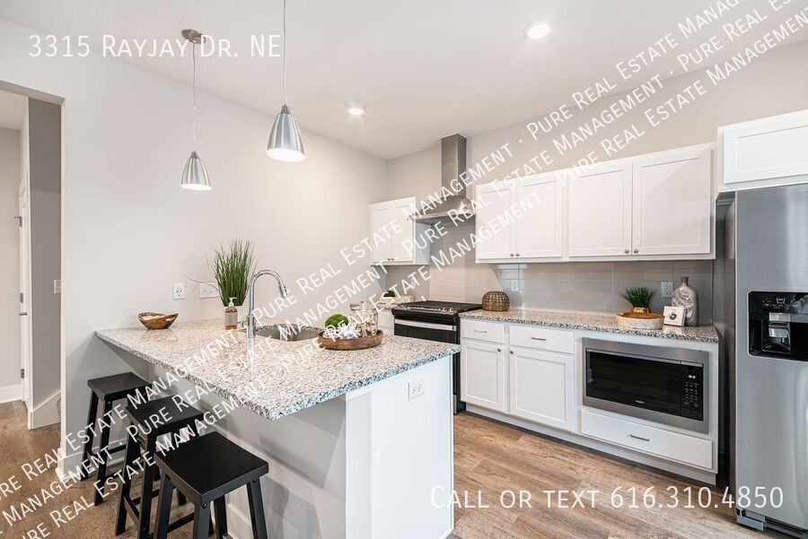 3315 Rayjay Dr Ne - Photo 5 of 20