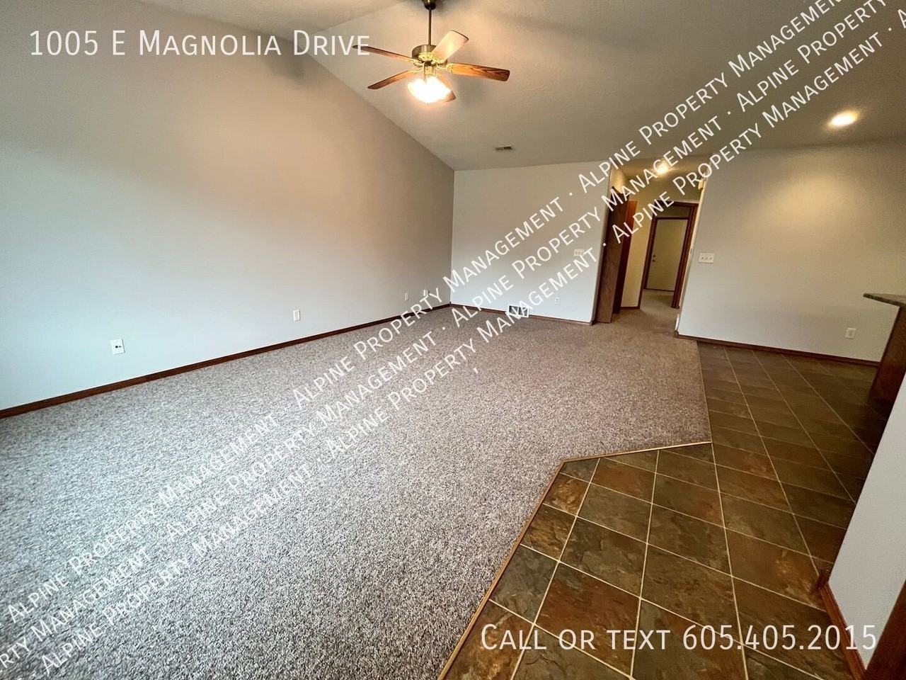 1005 E Magnolia Dr - Photo 2 of 26