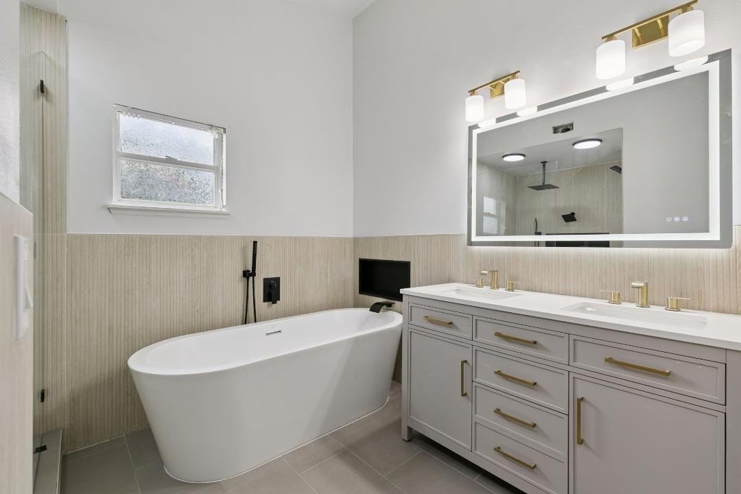 14426 Lake Price Dr - Photo 7 of 12