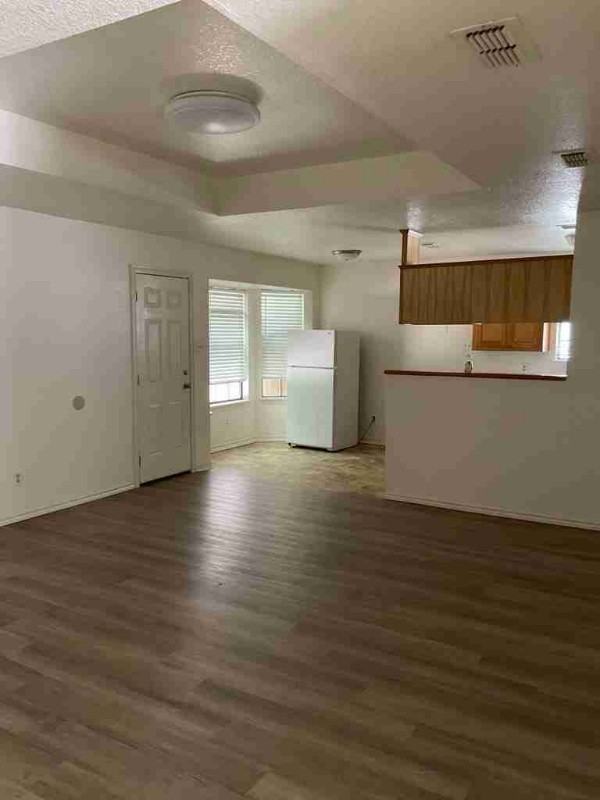 1505 Truelove St - Photo 4 of 10