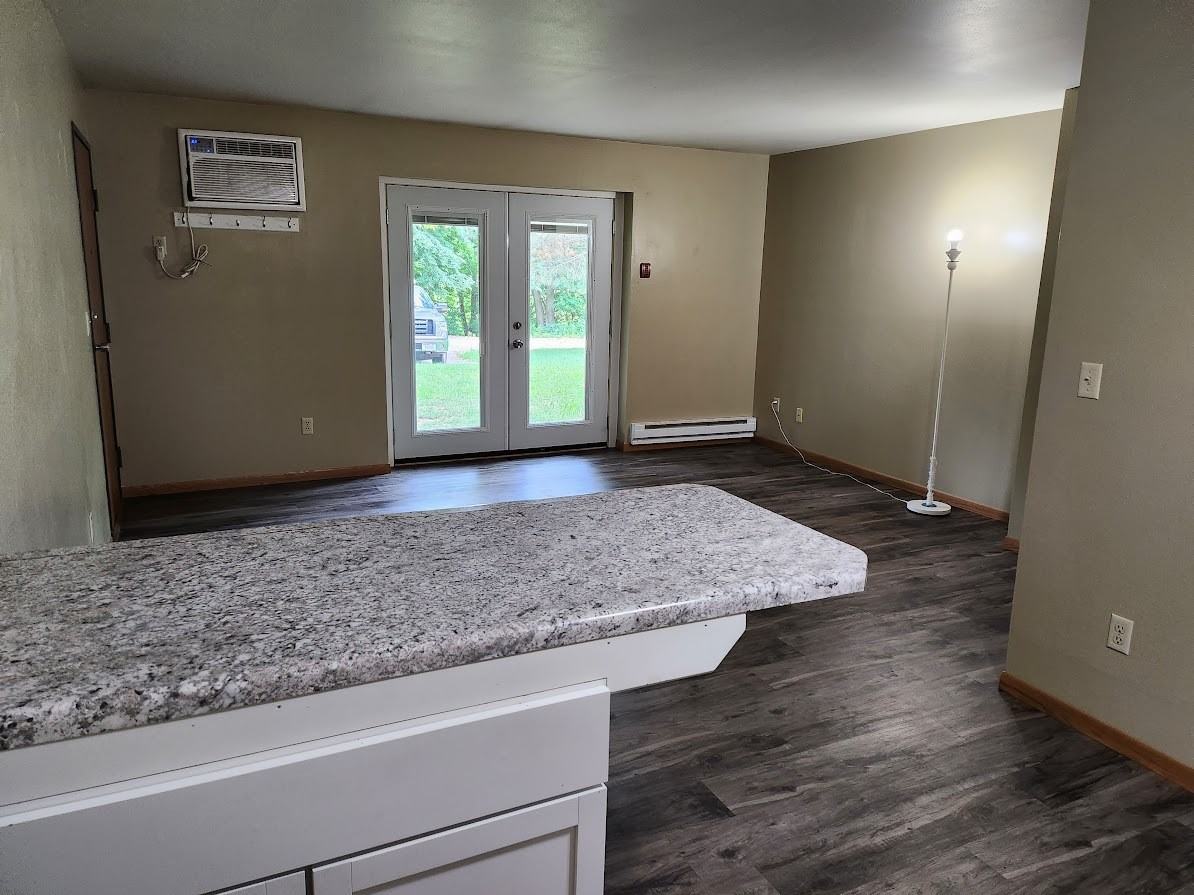 657 Foxtree Circle - Photo 2 of 8