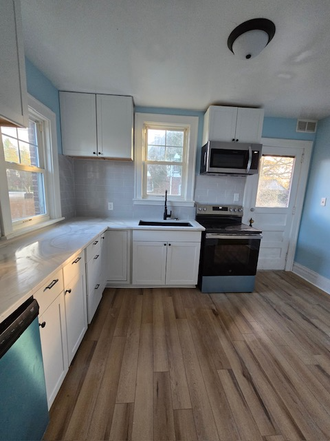 202 Crescent Ave - Photo 2 of 7