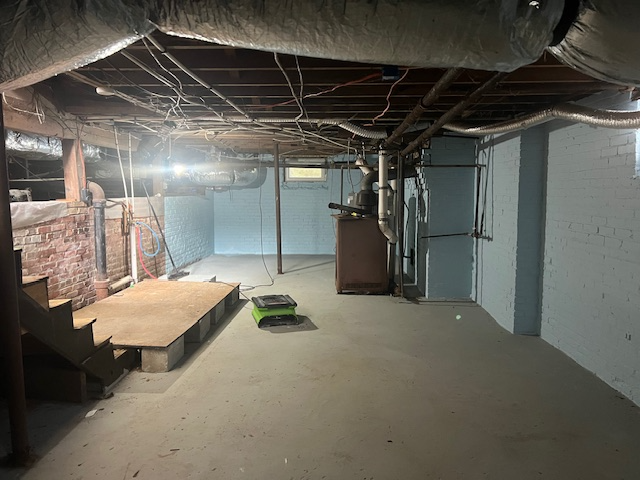 202 Crescent Ave - Photo 7 of 7