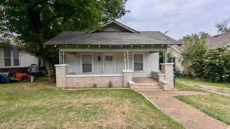1007 N Broadway Ave - Photo 1 of 1