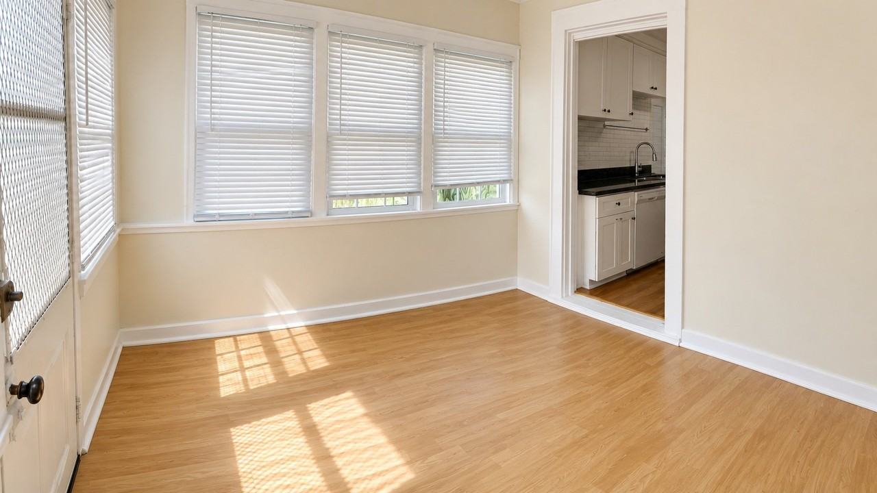 7114 Freret St #C - Photo 3 of 8