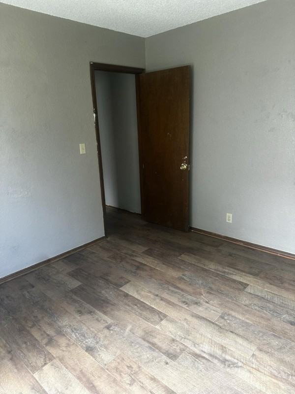 1312 E Whittaker St - Photo 2 of 5