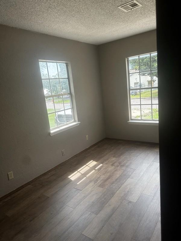 1312 E Whittaker St - Photo 5 of 5