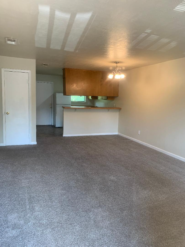 1725 Marion Ave - Photo 2 of 5