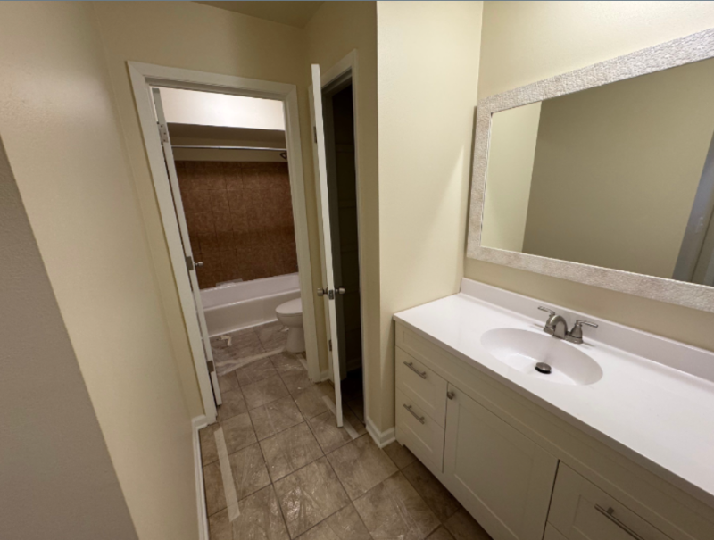 630 S Hawley Rd #202 - Photo 3 of 8