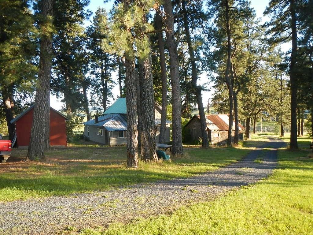 1014 Frink Rd - Photo 2 of 18