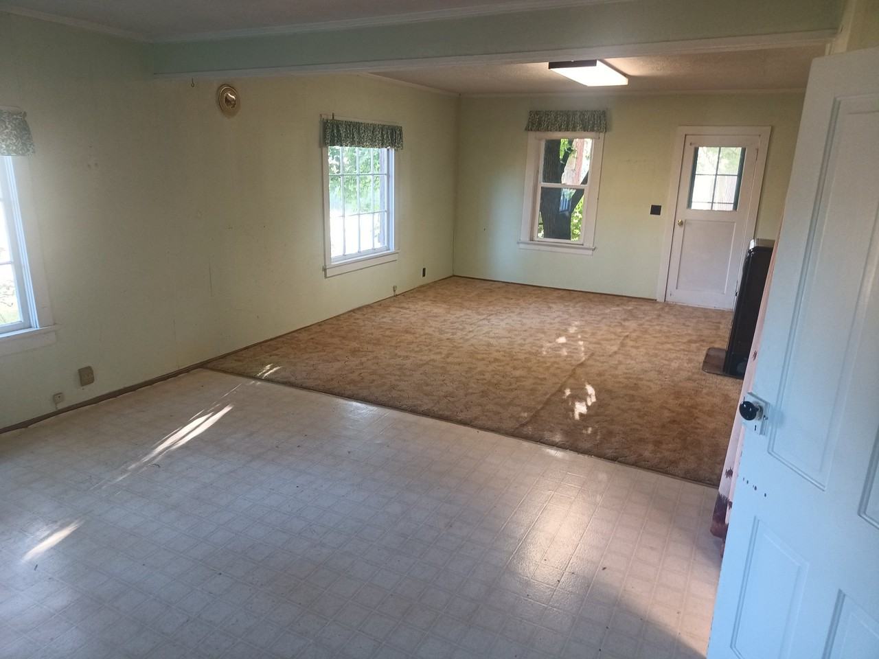 1014 Frink Rd - Photo 6 of 18