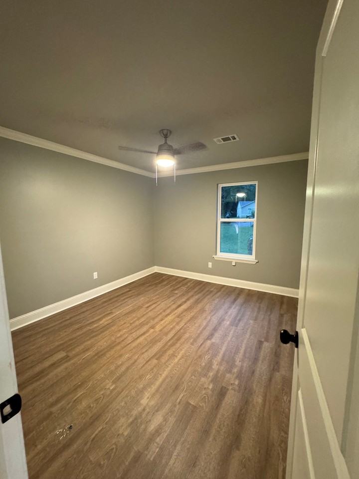4909 Bayside Ct - Photo 7 of 21